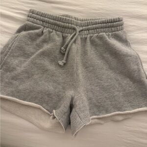 Aritzia tna sweatfleece shorts